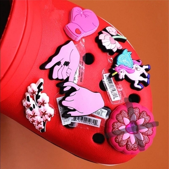 NEW Bundle 5 Pink Shoe Charms Jibbitz for Crocs - Picture 1 of 10